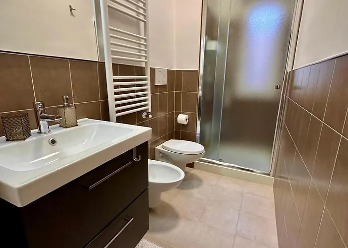 Апартаменты Saint George's House 4